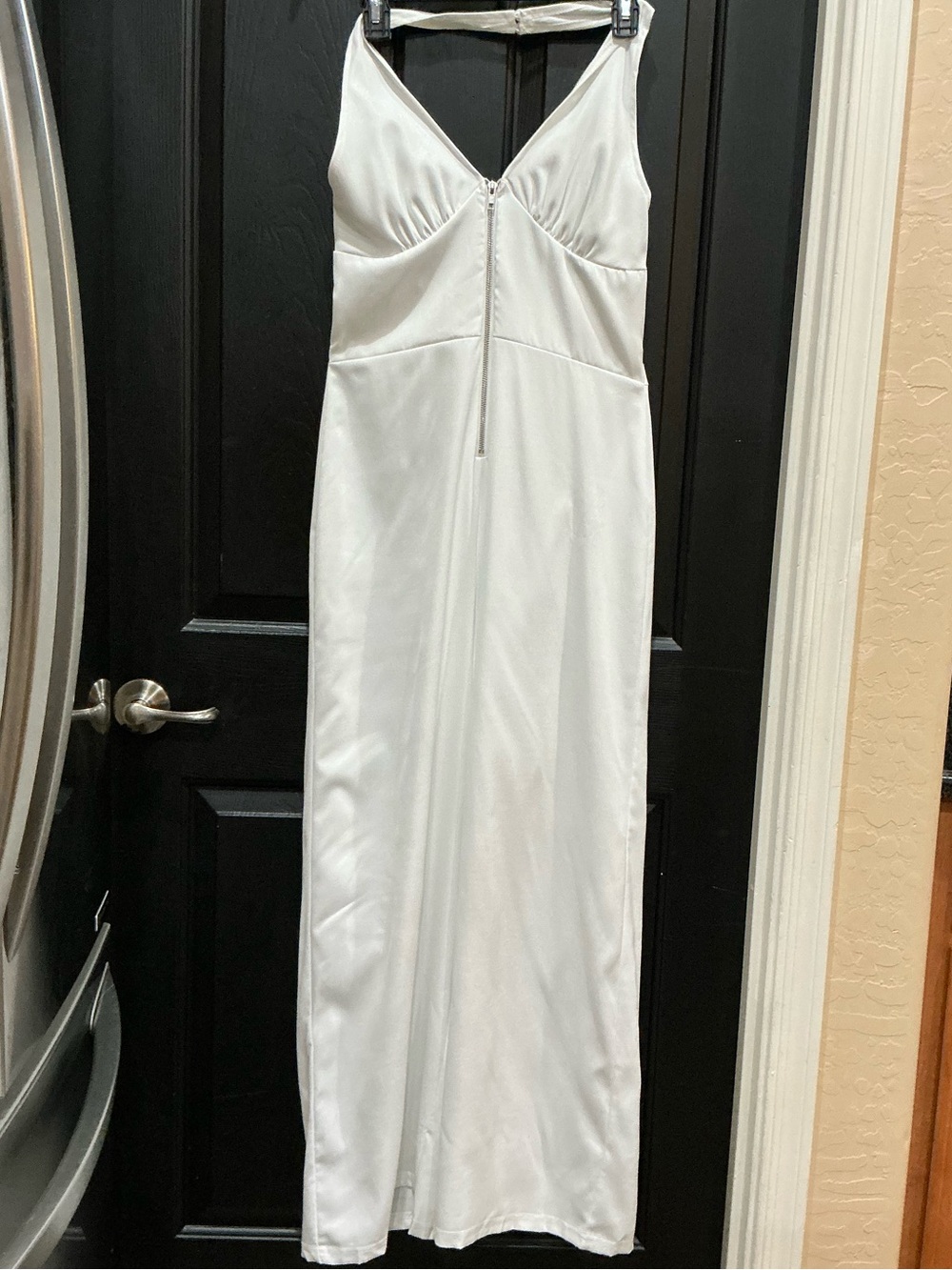 NWT White Satin Open-Back Jumpsuit - Size M (Boutique)